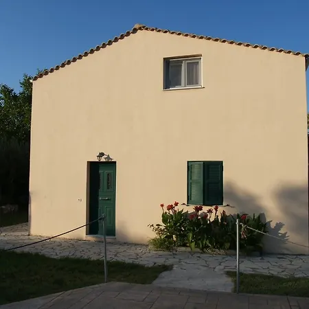 Aparthotel Rania 3*